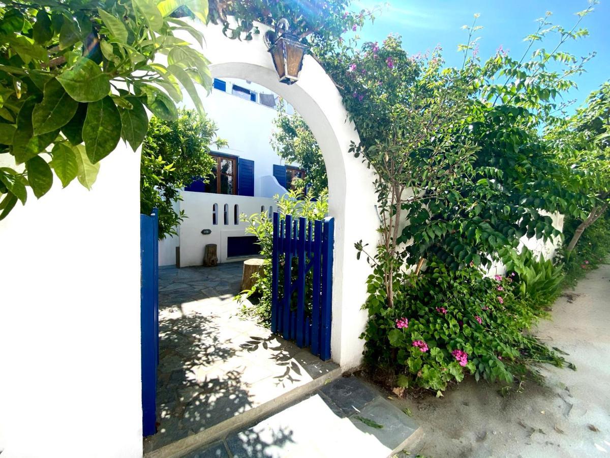 Helliniko Studios Parikia  Exterior photo